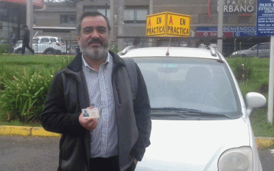 GIF-ESTUDIANTES.gif